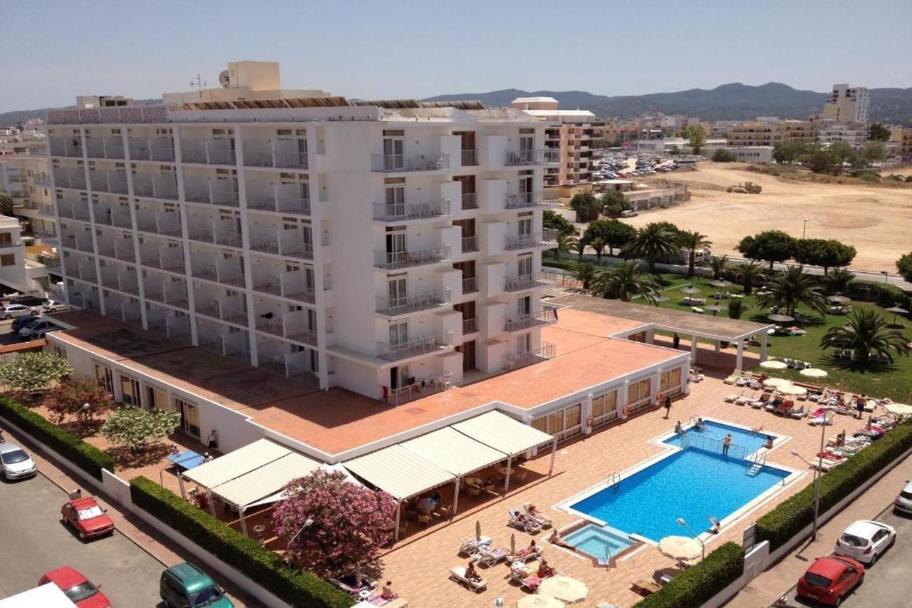 Hotel Gran Sol San Antonio  Exterior photo