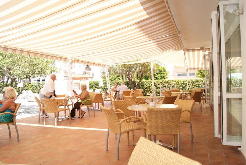 Hotel Gran Sol San Antonio  Exterior photo